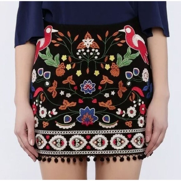 Dresses & Skirts - New Umgee Boho Floral Embroidered‎ Mini Skirt Bird Pom-Poms Black Festival Small